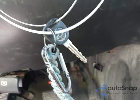 2011 Chevrolet Express G2500 Work Van from USA, damaged, VIN 1GCWGFCA3B1150341